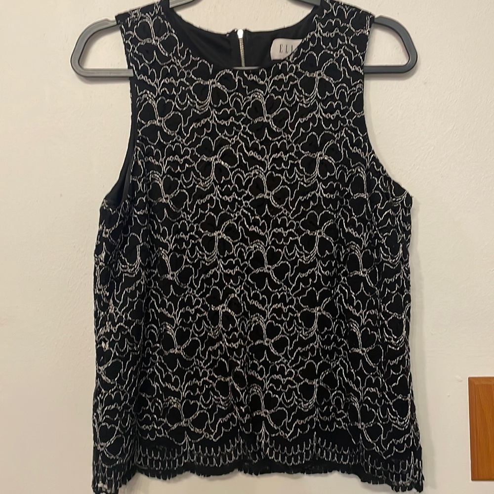 Elle black and white dressy tank